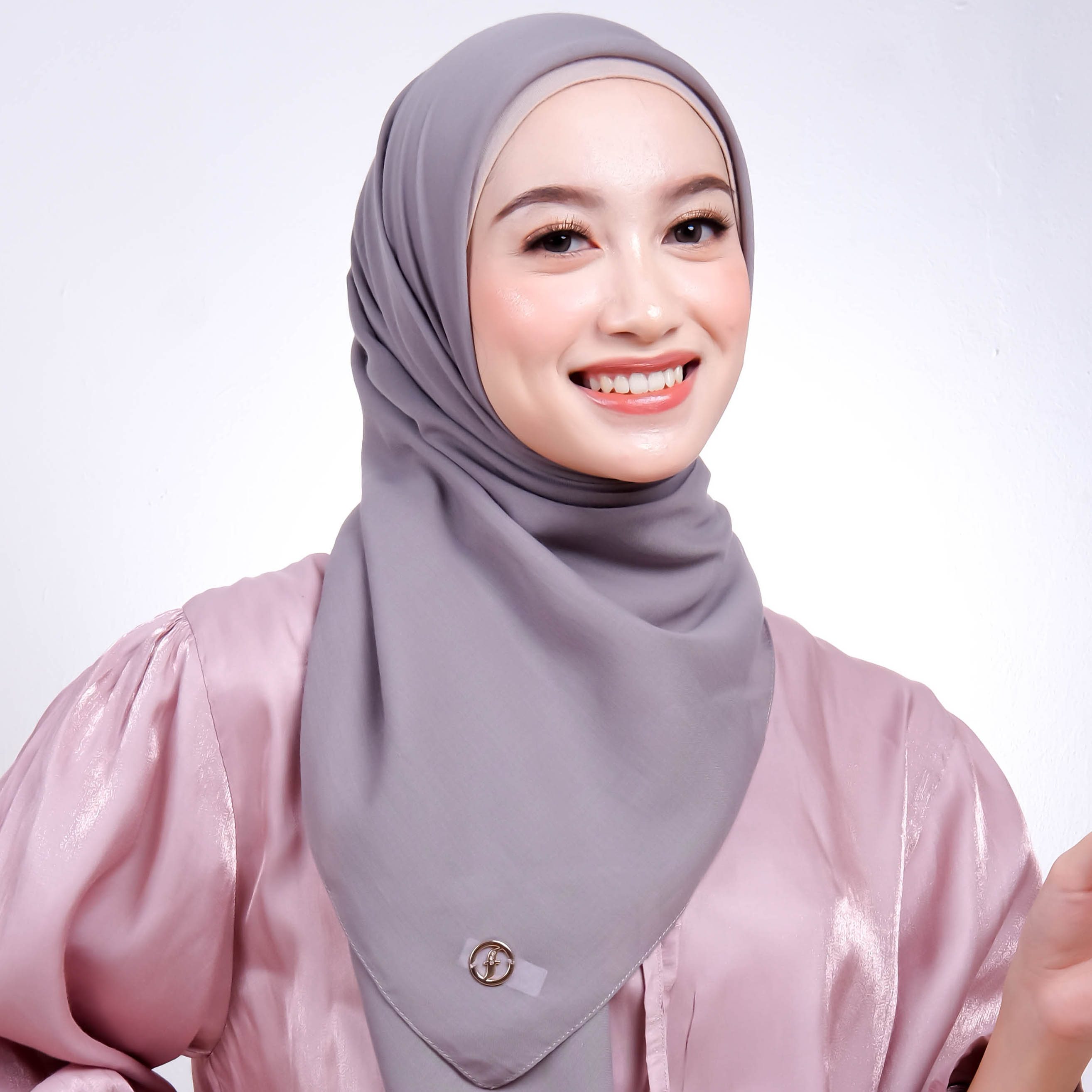 Kerudung Segiempat Polos - Freya