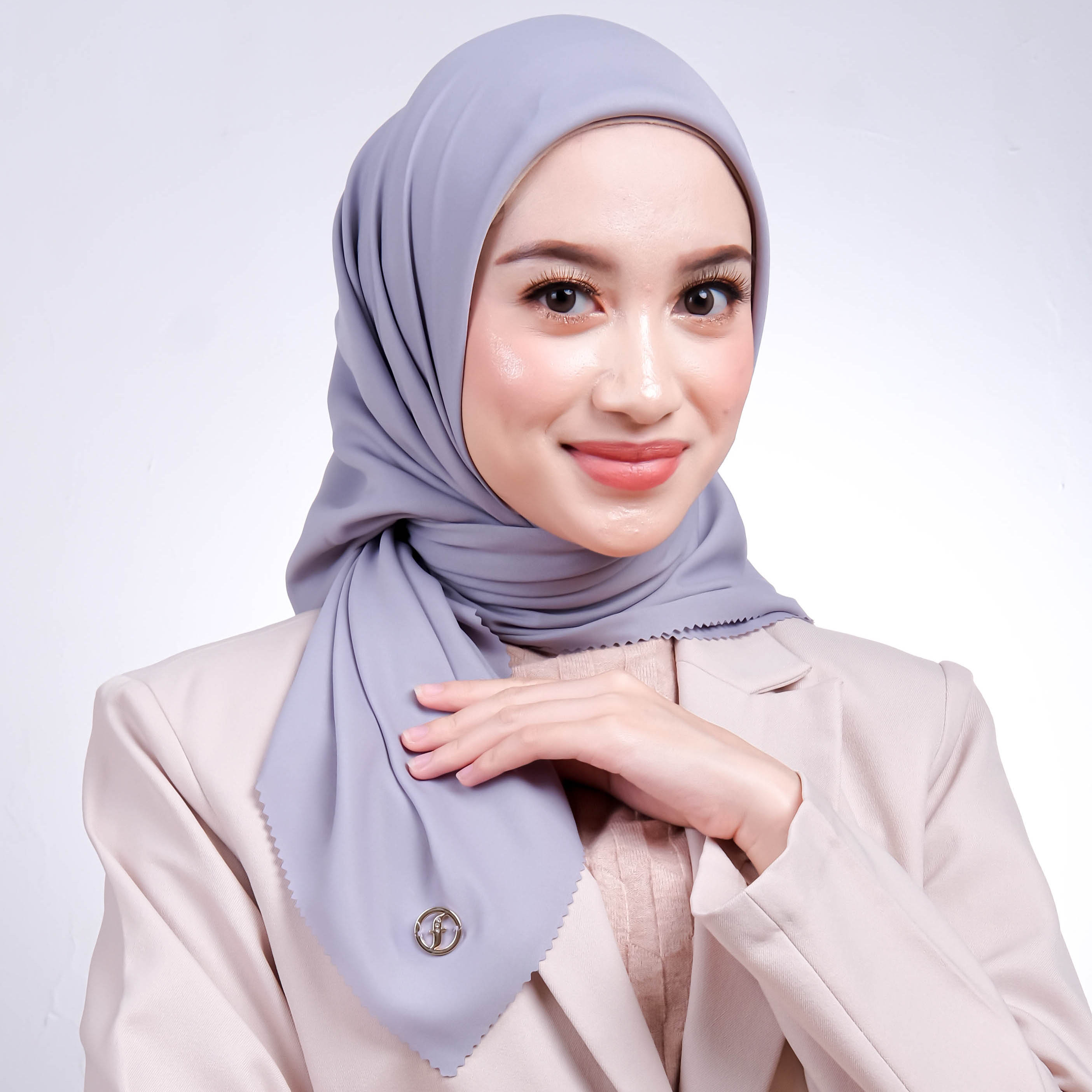 Kerudung Segiempat Polos - Yasmeena
