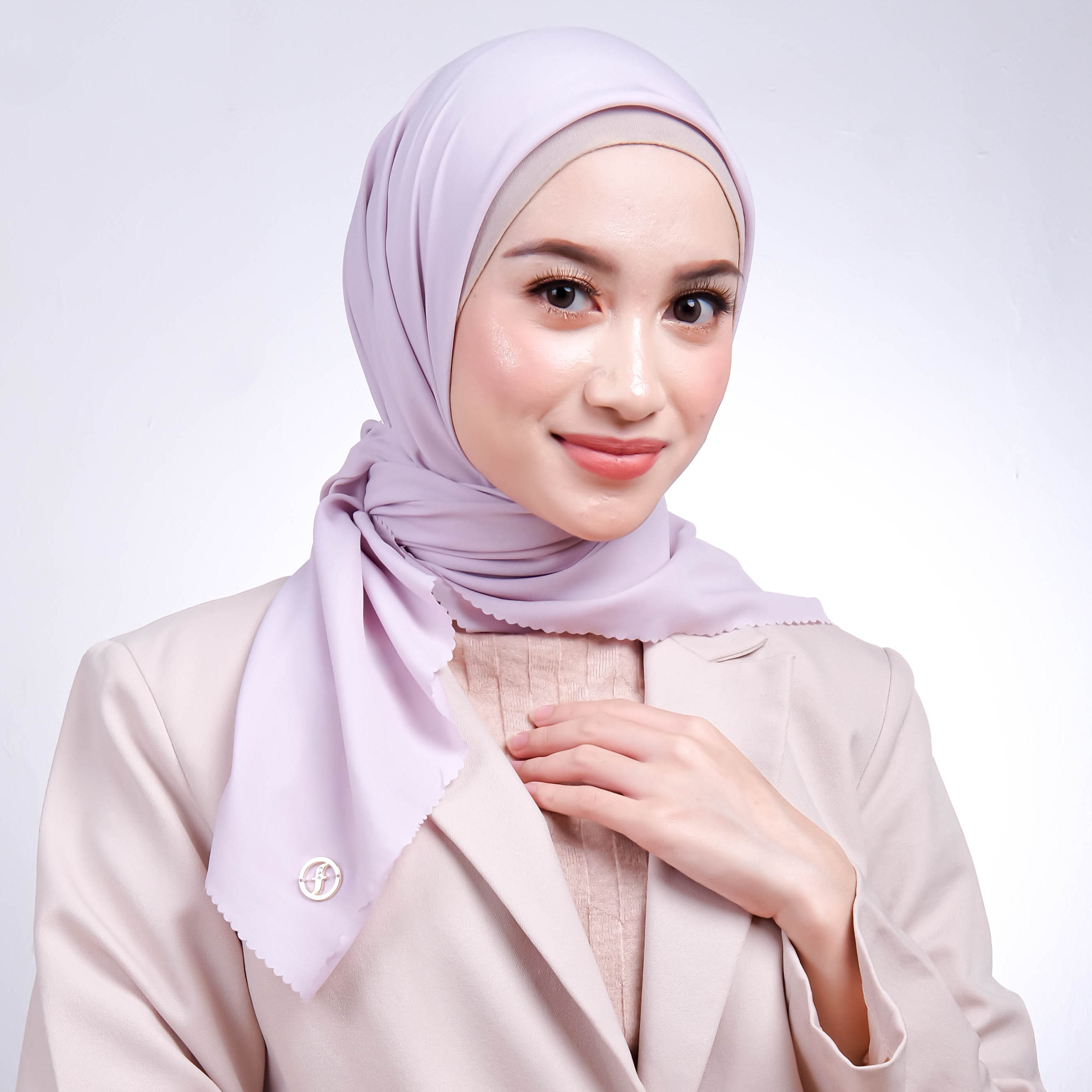 Kerudung Segiempat Polos - Yasmeena
