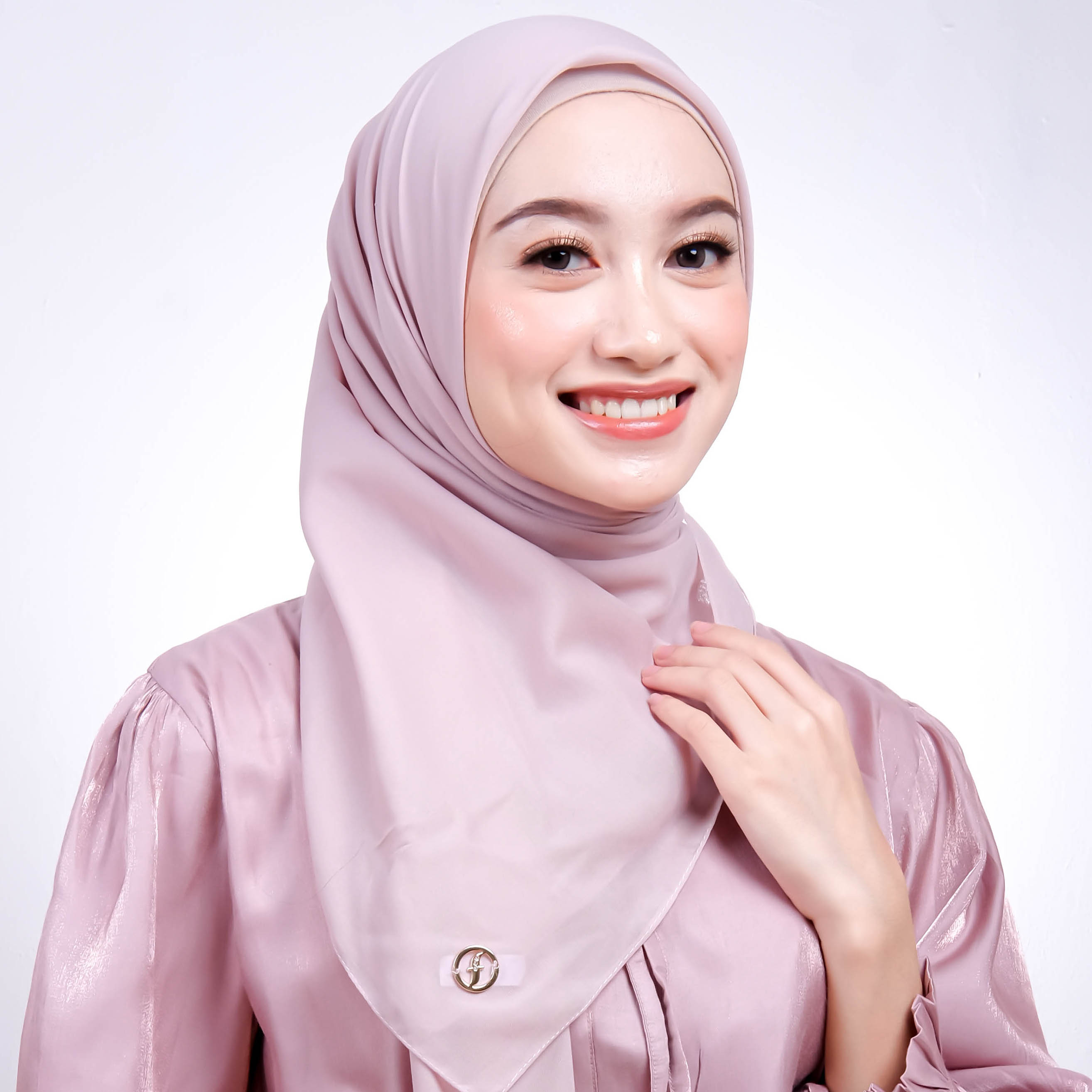 Kerudung Segiempat Polos - Freya