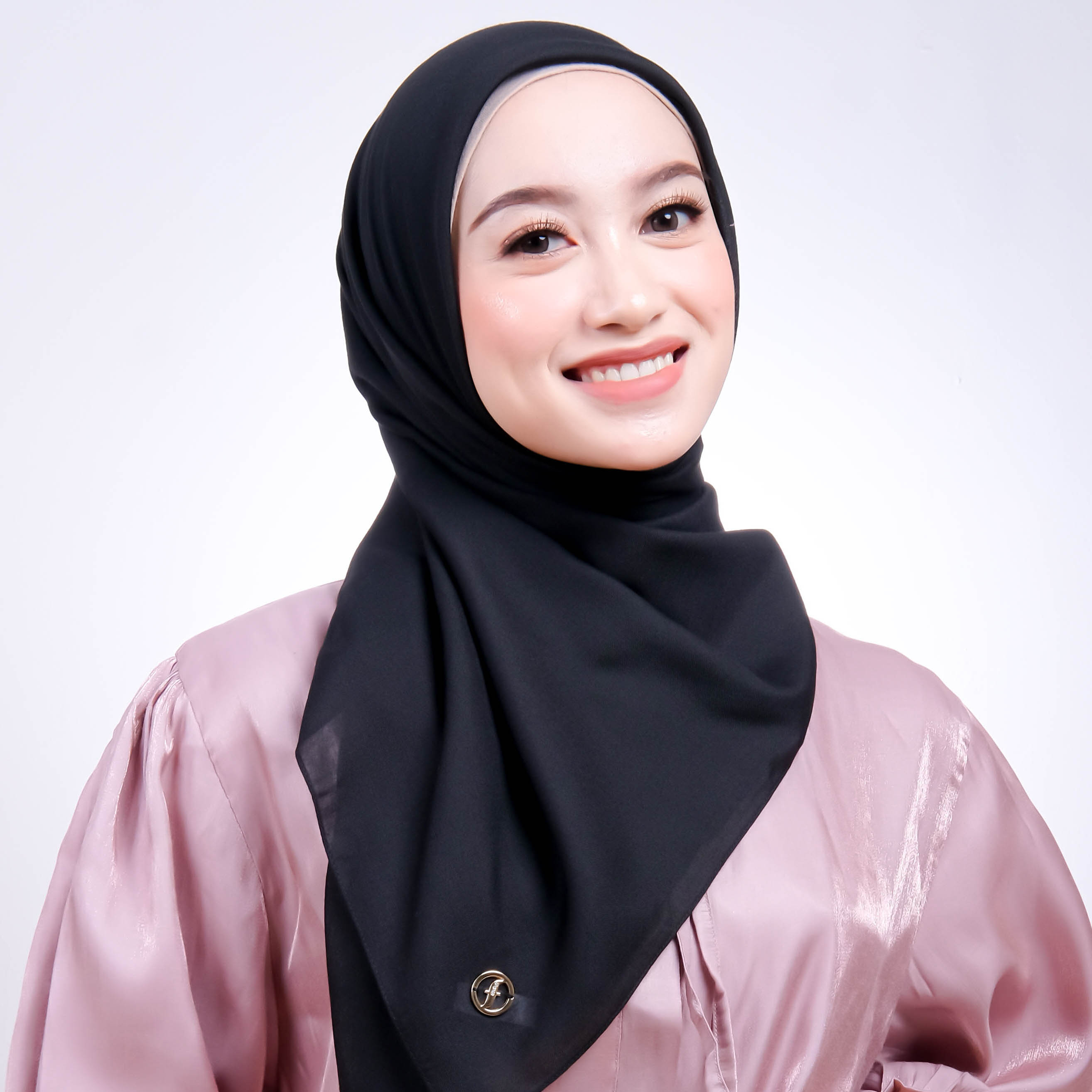 Kerudung Segiempat Polos - Freya