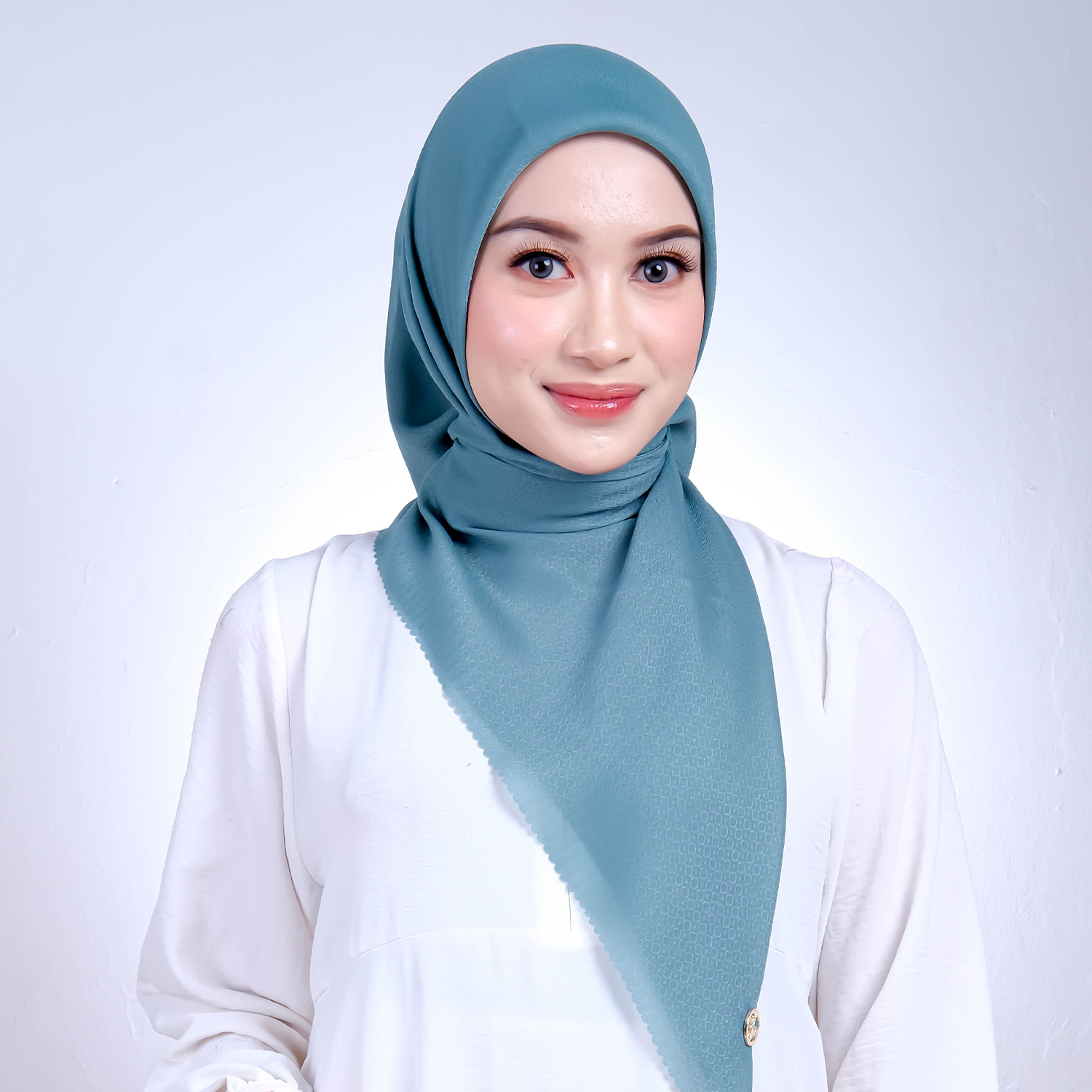 Kerudung Segiempat Polos - Kayana
