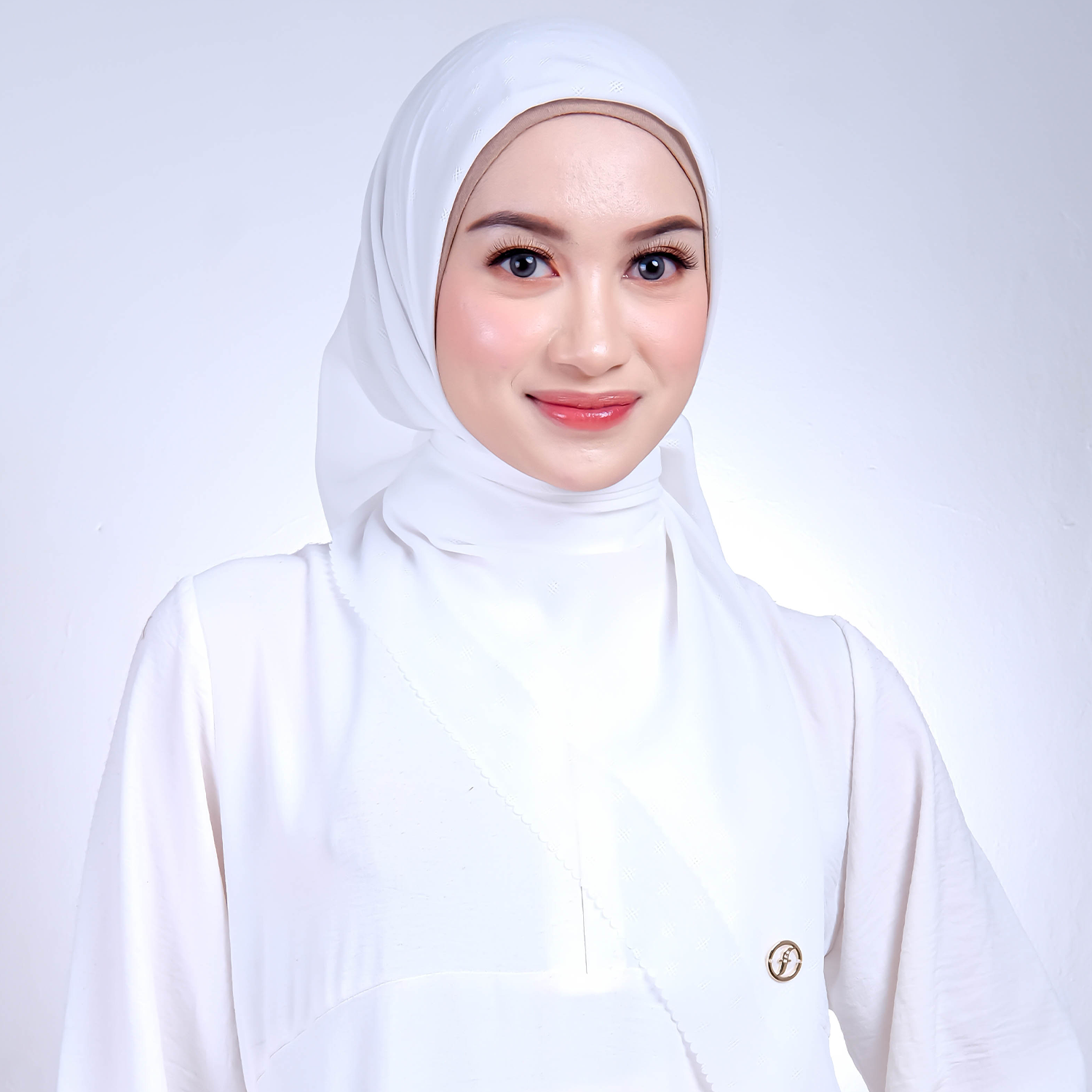 Hijab Segiempat Polos Forall - LIANA