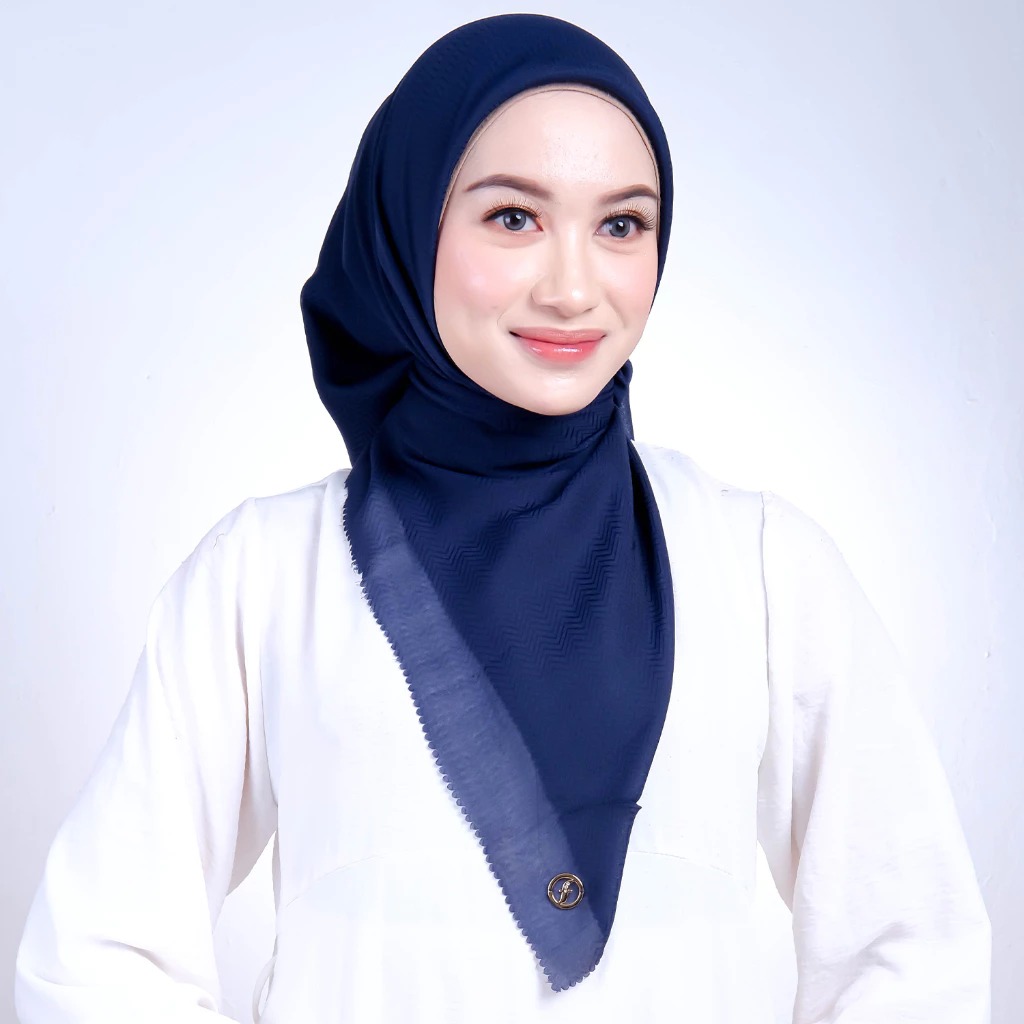 Kerudung Segiempat Polos - Chayra