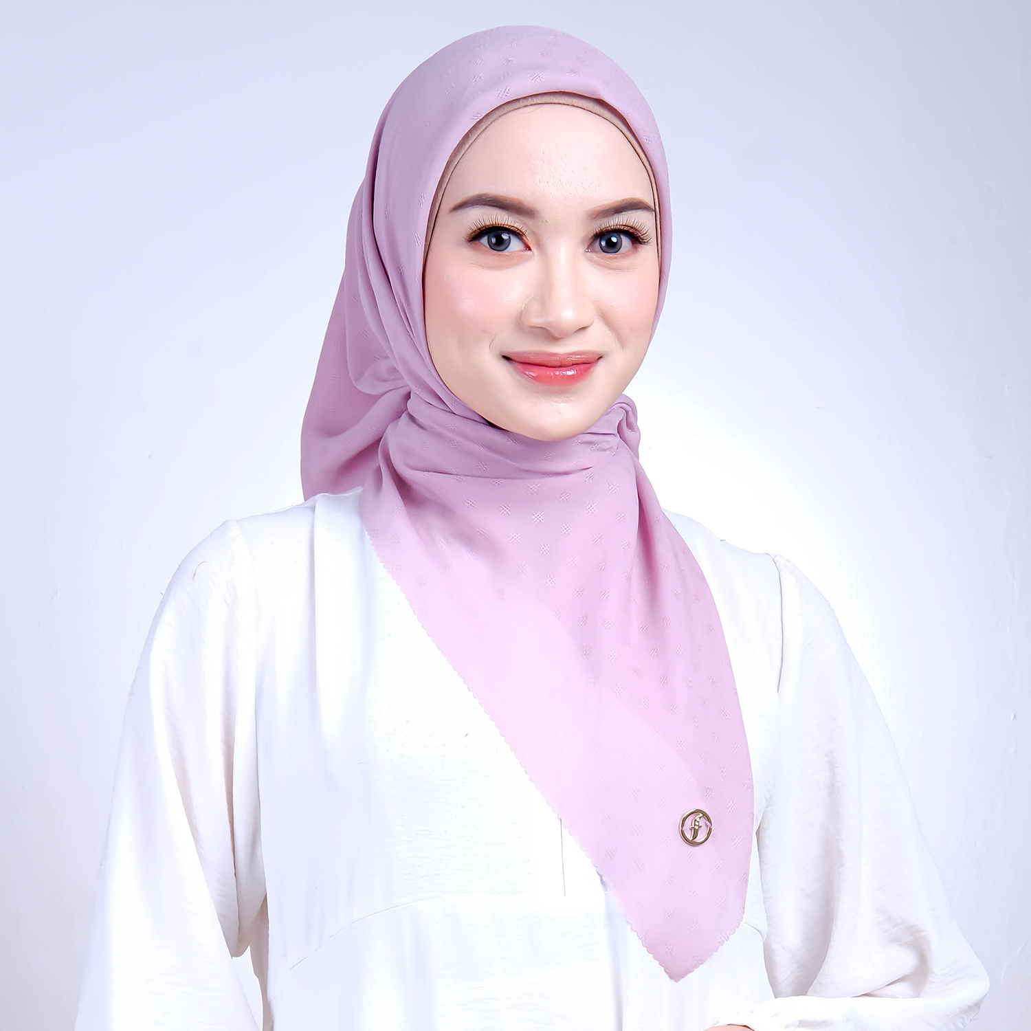 Hijab Segiempat Polos Forall - LIANA